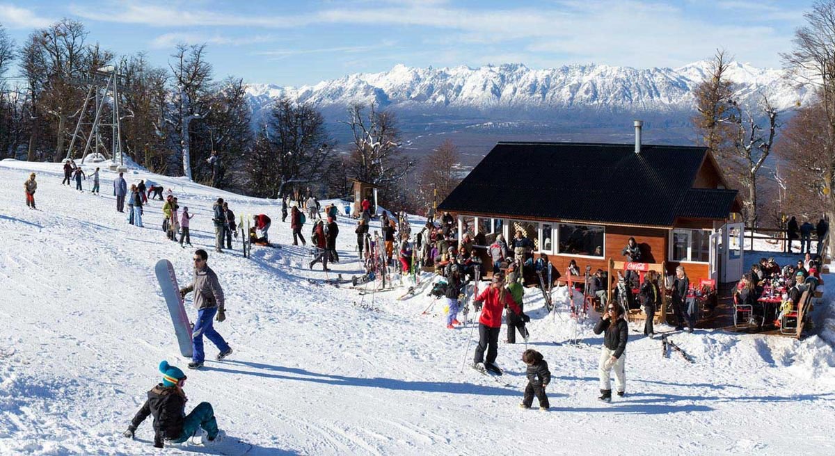 Familia nieve El Bolsón invierno